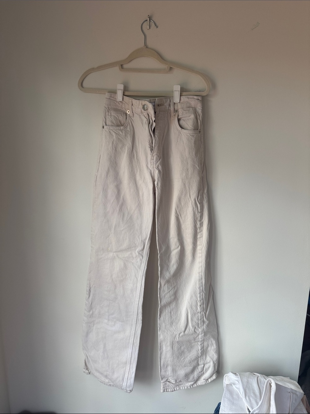 Zara Wide-Leg Jeans in Light Cream